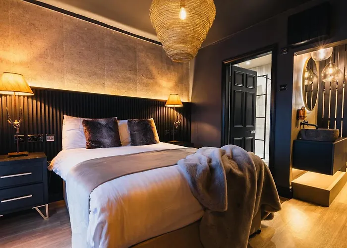 Derwent Manor Boutique Hotel